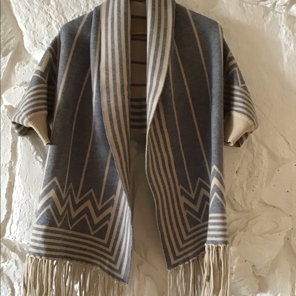 BCBG Sweaters - BCBG Poncho